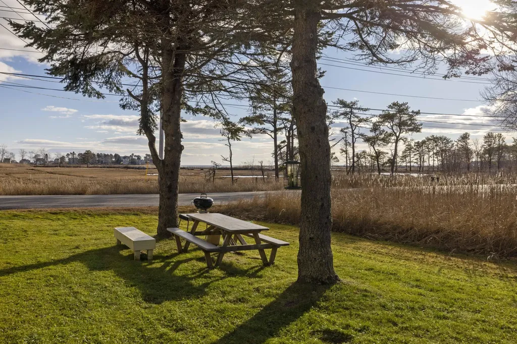 187 Western Avenue Kennebunk ME 04043