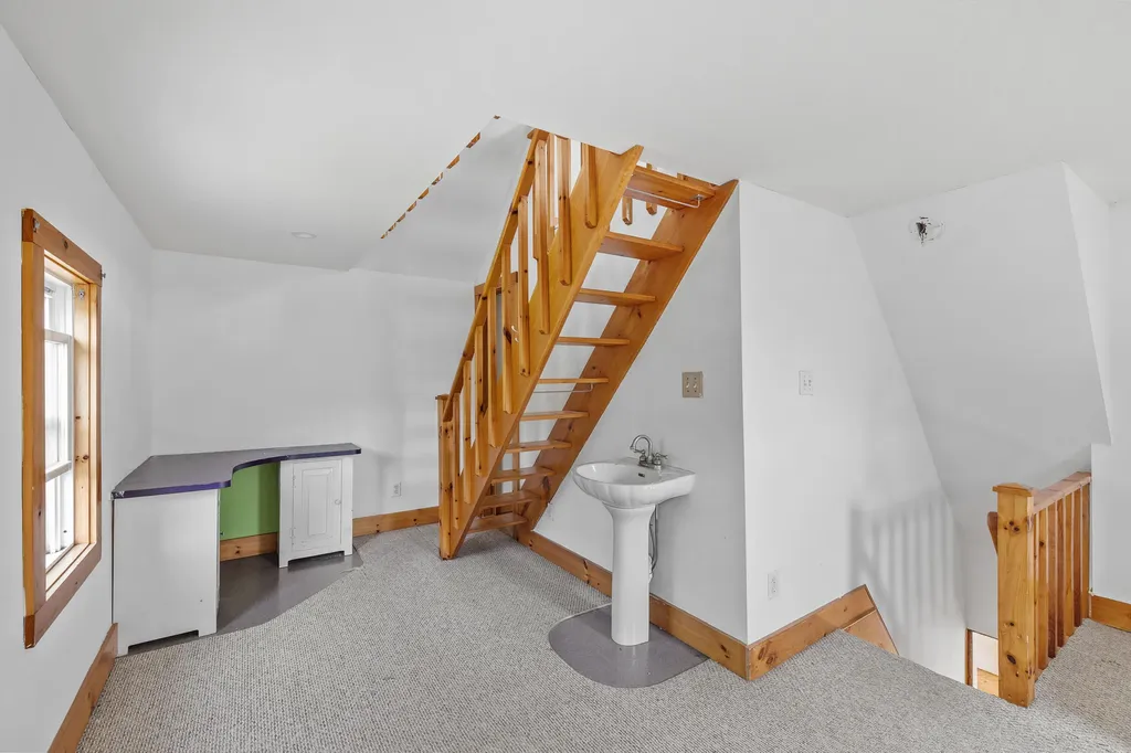 187 Western Avenue Kennebunk ME 04043