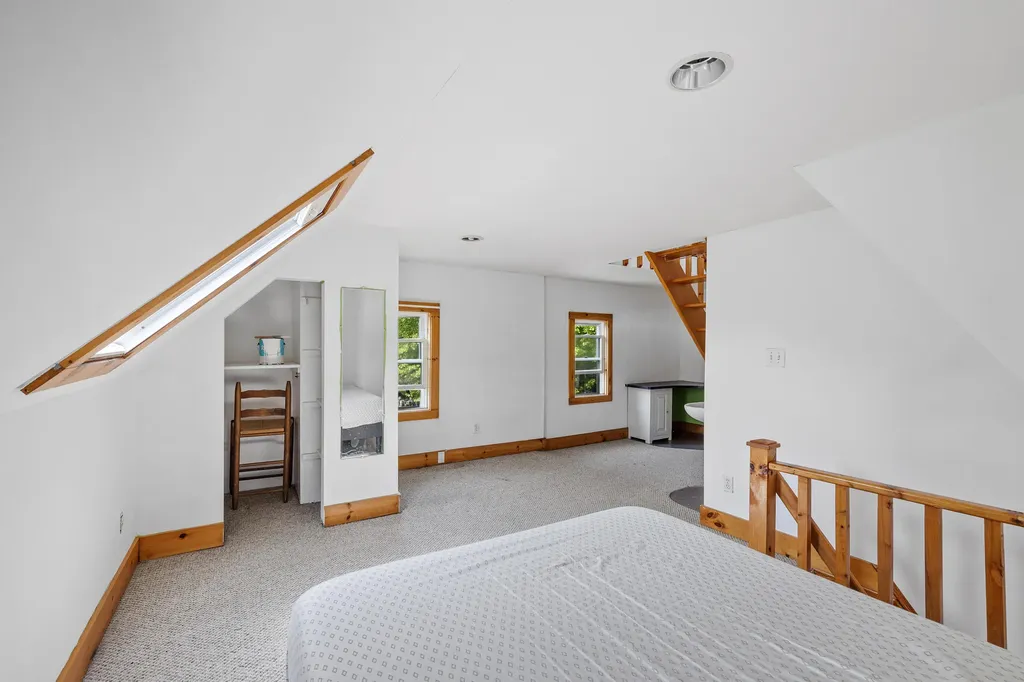 187 Western Avenue Kennebunk ME 04043