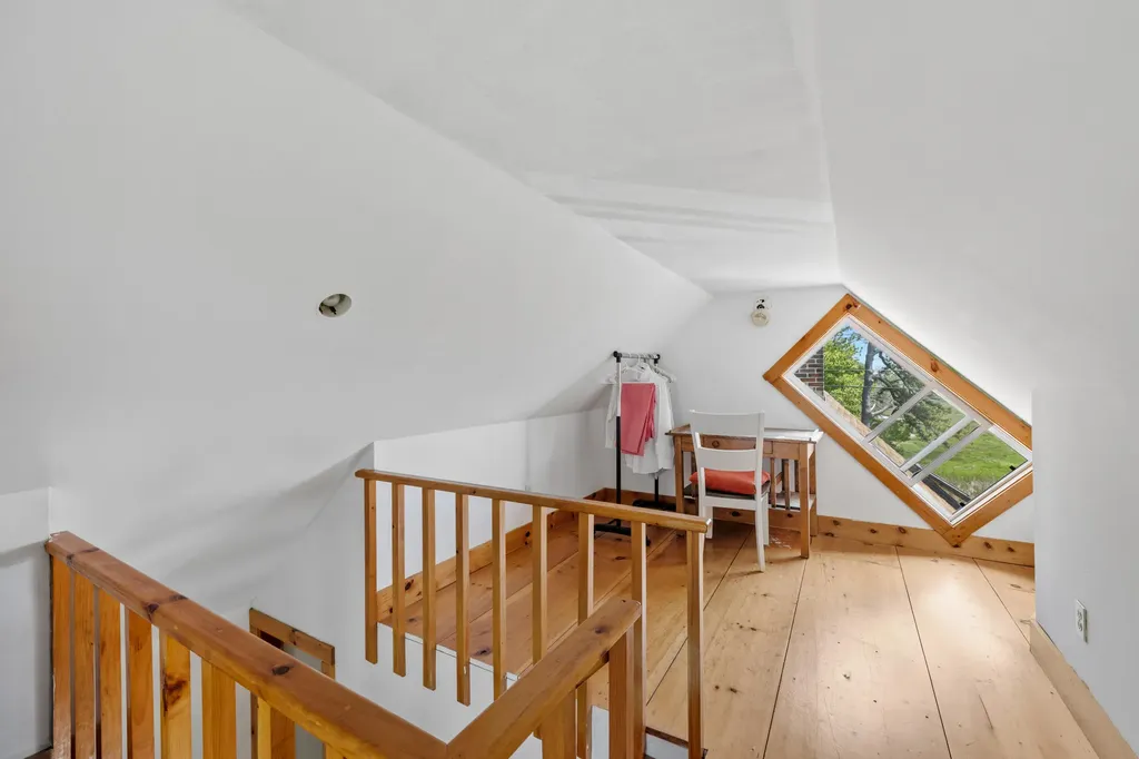 187 Western Avenue Kennebunk ME 04043