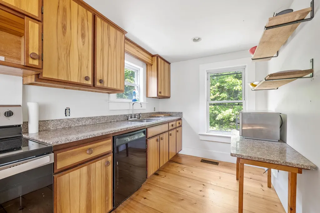 187 Western Avenue Kennebunk ME 04043
