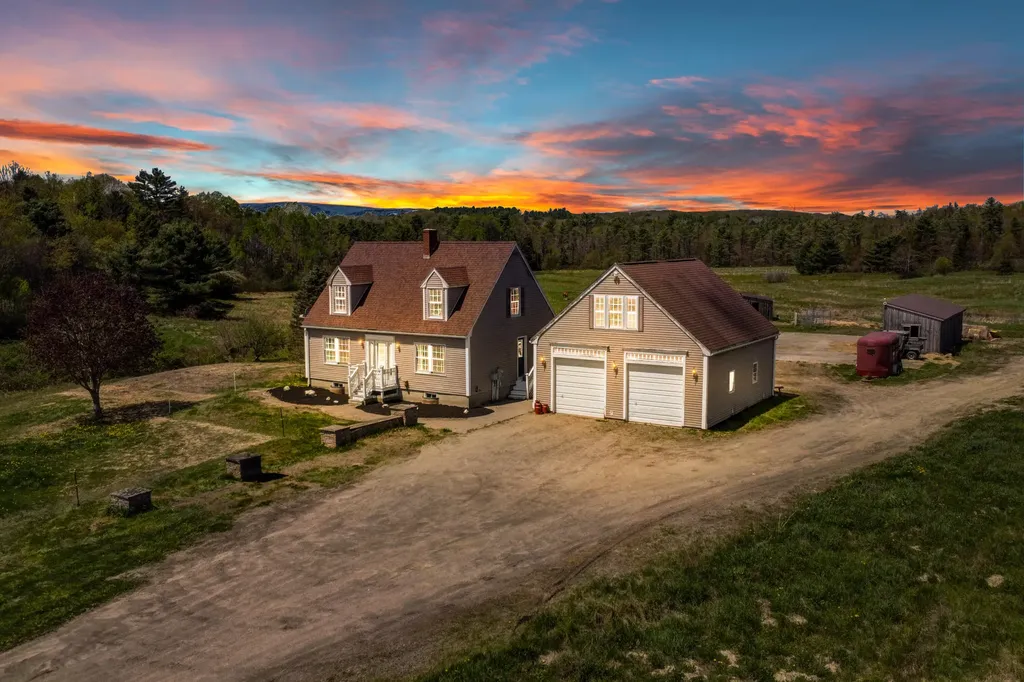 84 King Road Lisbon ME 04250