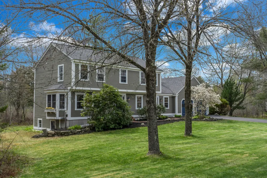 249 Oakwood Drive Yarmouth ME 04096
