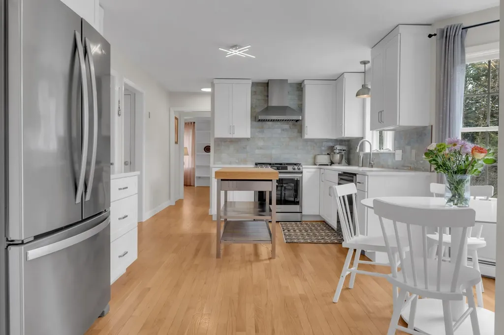 249 Oakwood Drive Yarmouth ME 04096