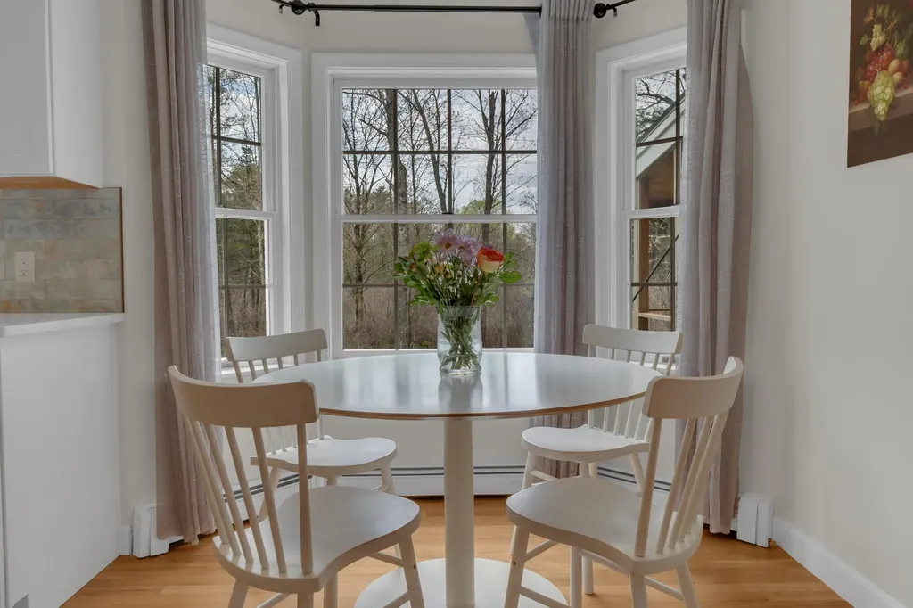 249 Oakwood Drive Yarmouth ME 04096