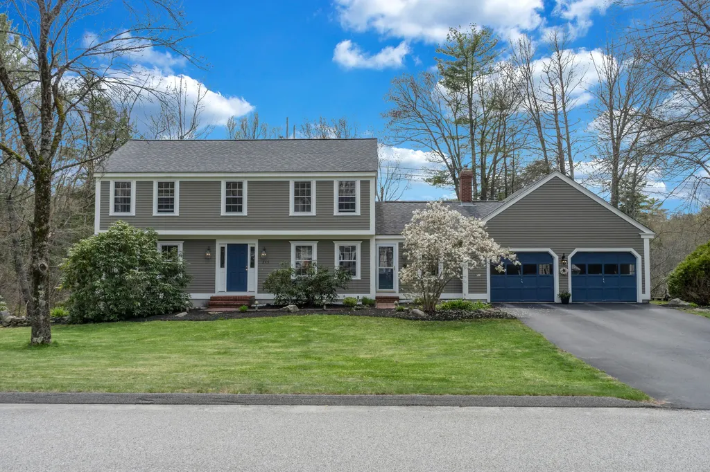 249 Oakwood Drive Yarmouth ME 04096