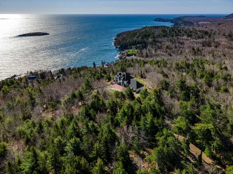 18 Greenway Court Bar Harbor ME 04609