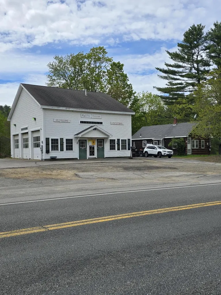24 Waterboro Road Alfred ME 04002