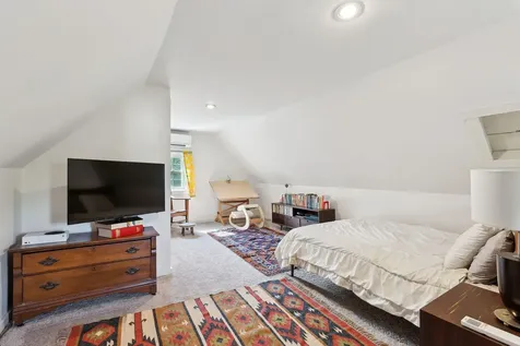 39 Greenville Street Hallowell ME 04347