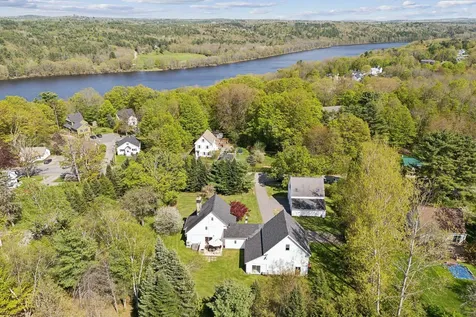 39 Greenville Street Hallowell ME 04347