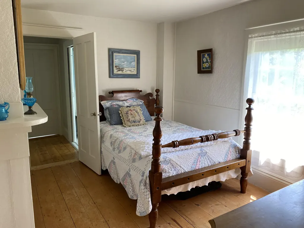 12 Old Route 1 Searsport ME 04974
