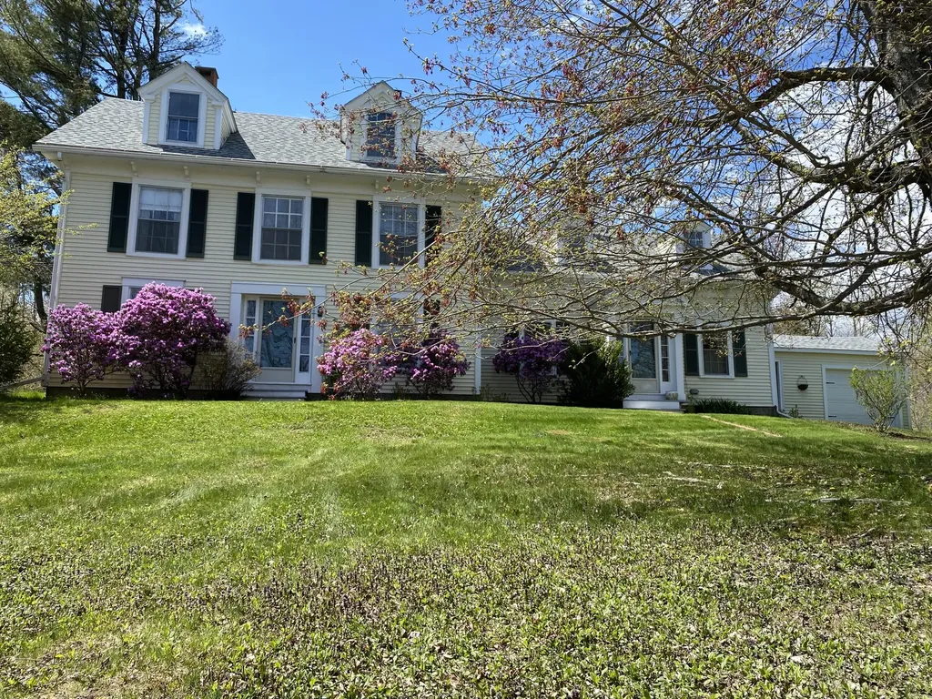 12 Old Route 1 Searsport ME 04974