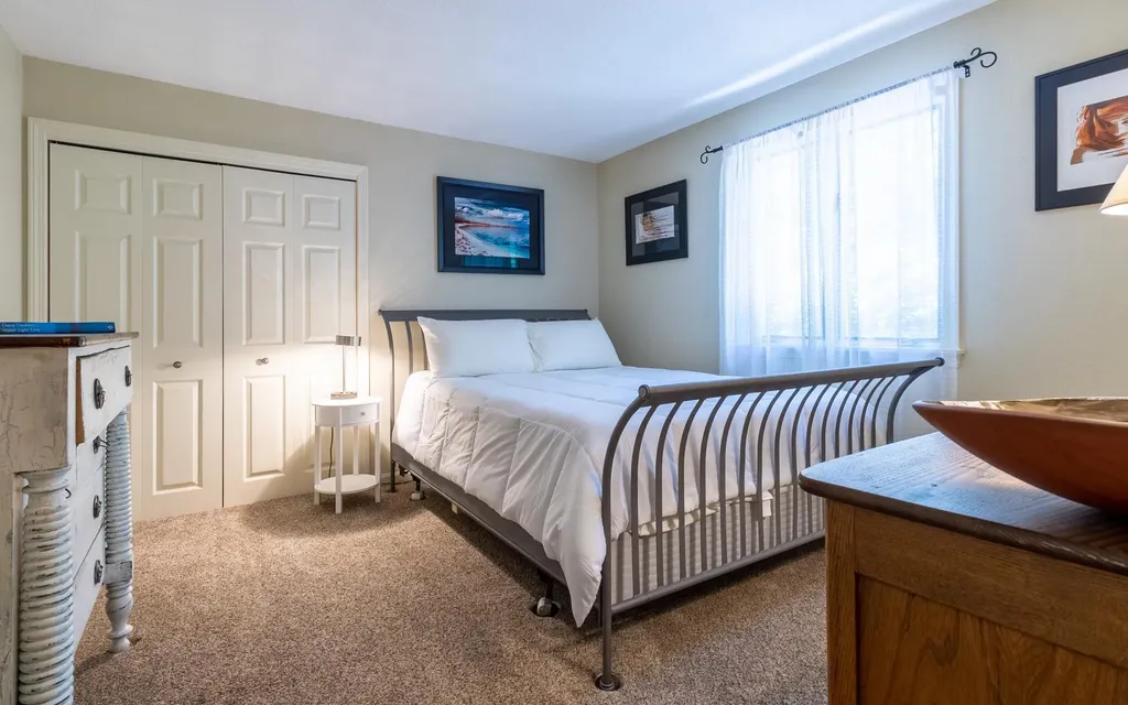 19 Brookside Drive Falmouth ME 04105