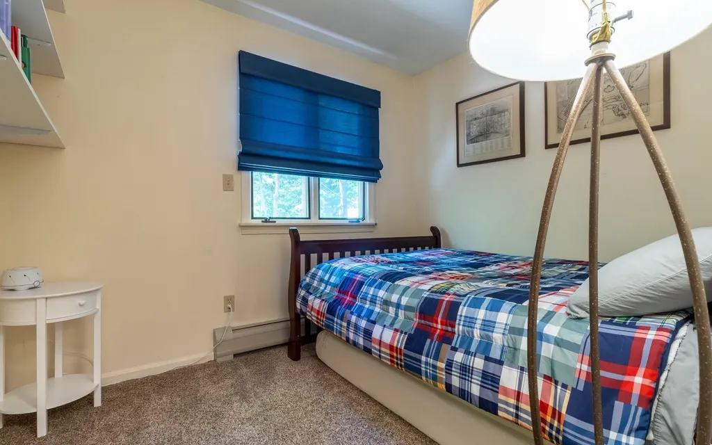 19 Brookside Drive Falmouth ME 04105