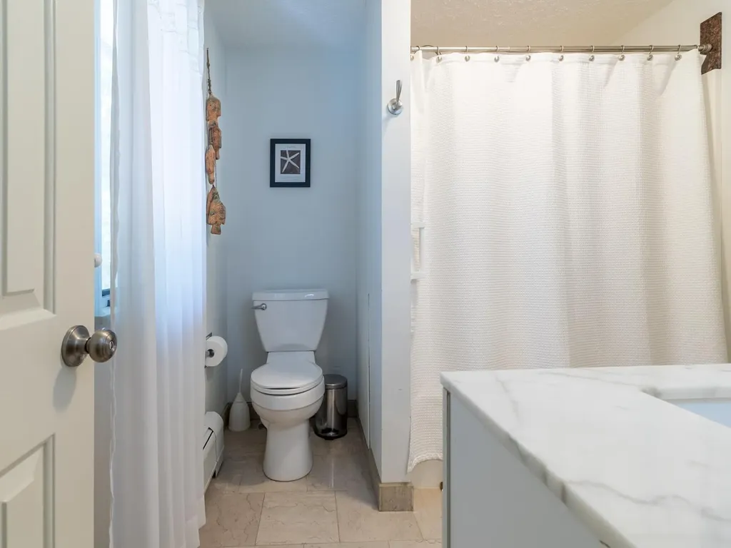 19 Brookside Drive Falmouth ME 04105