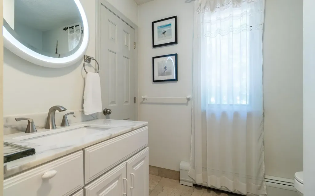 19 Brookside Drive Falmouth ME 04105