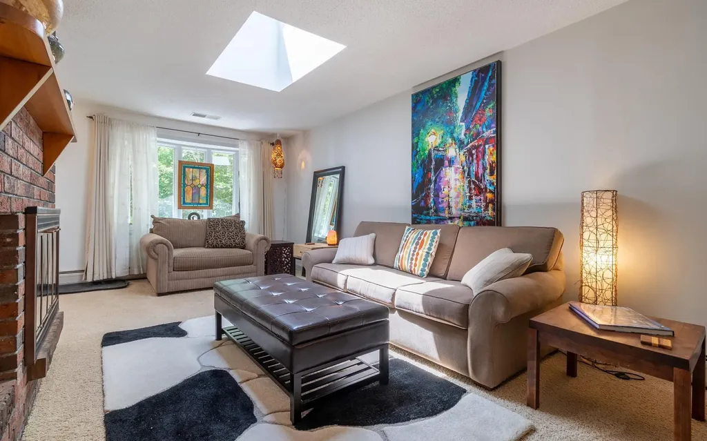 19 Brookside Drive Falmouth ME 04105