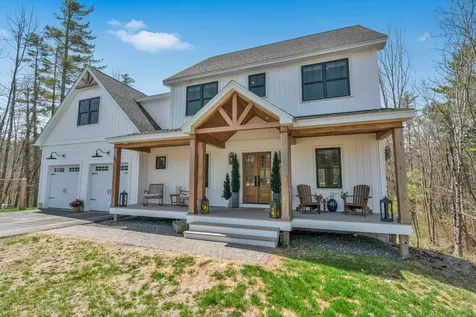27 Oak Ridge Terrace Arundel ME 04046