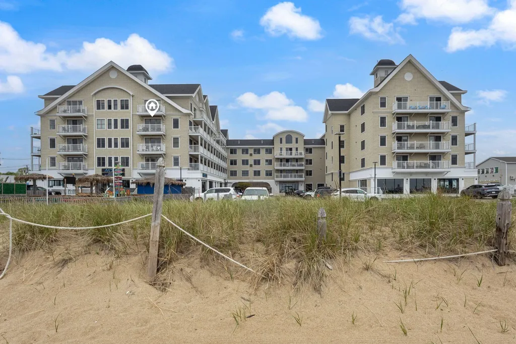 1 E Grand Avenue Old Orchard Beach ME 04064