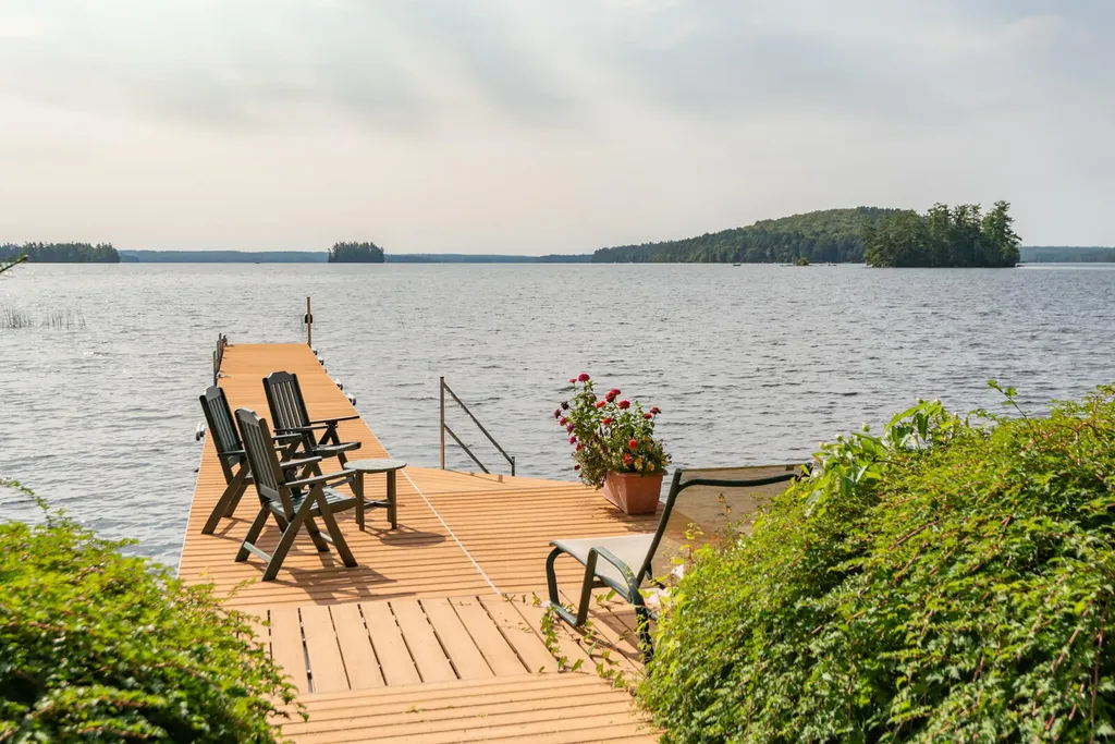 228 Starbird Lane Rome ME 04963