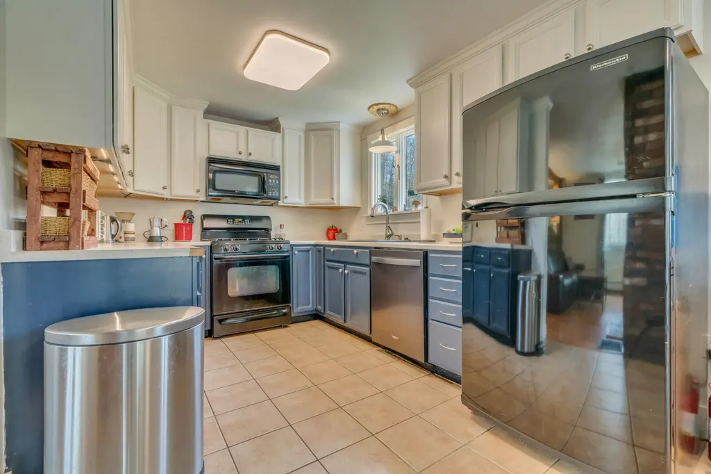 33 Lawrence Road Gray ME 04039
