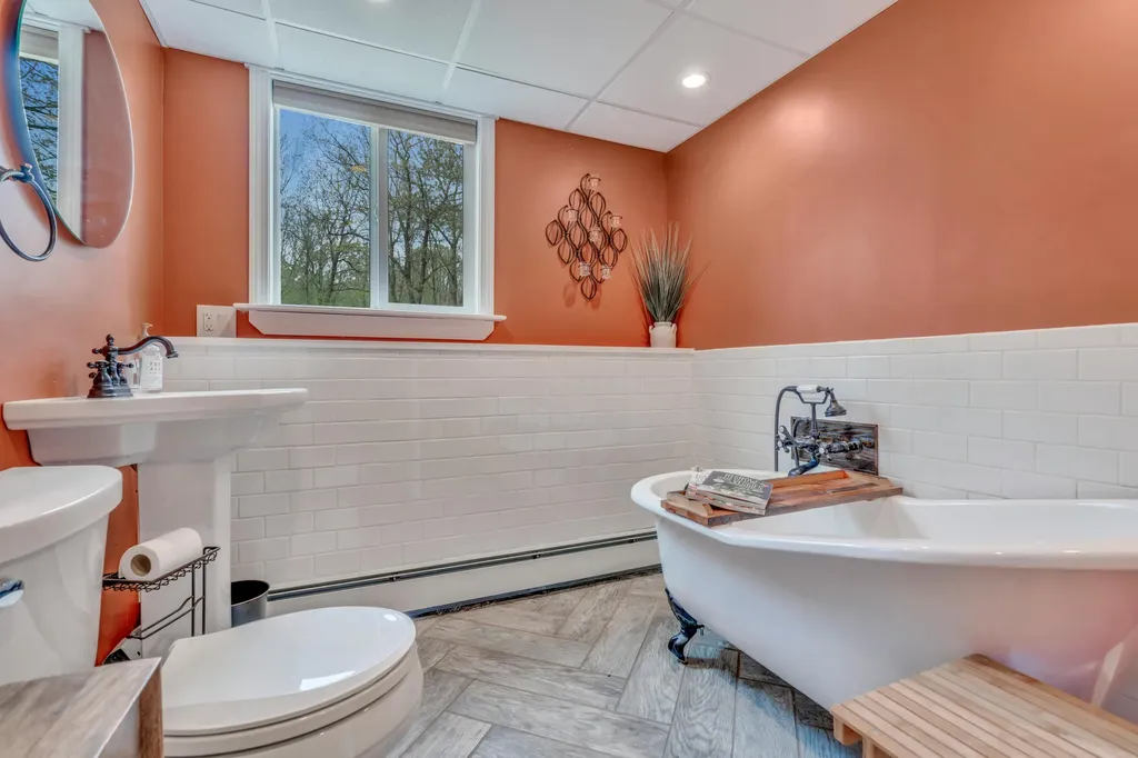 33 Lawrence Road Gray ME 04039
