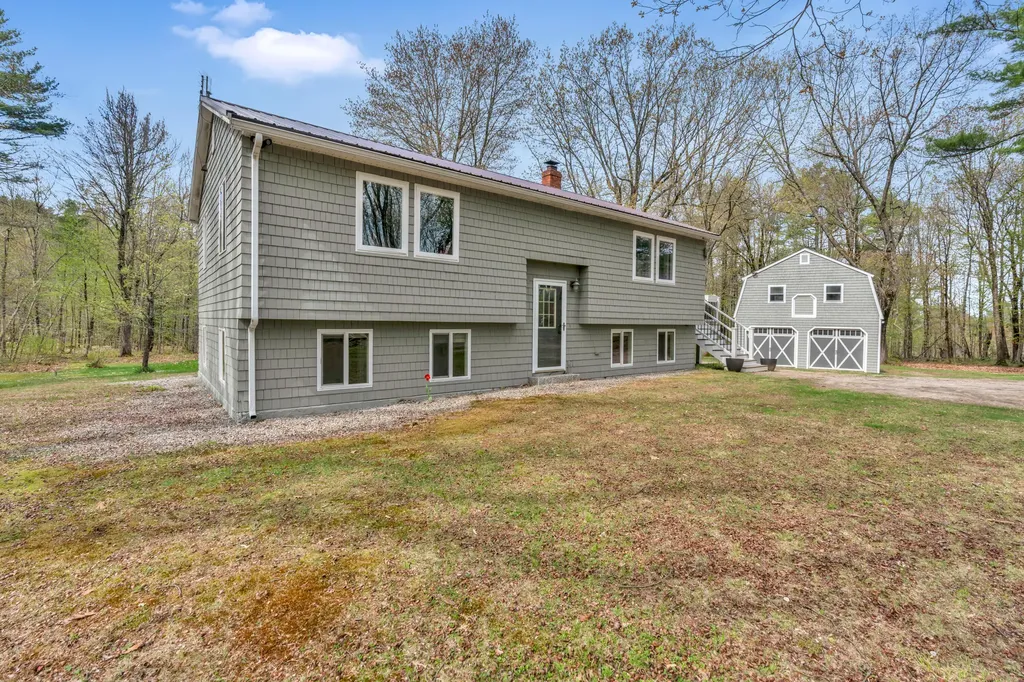 33 Lawrence Road Gray ME 04039
