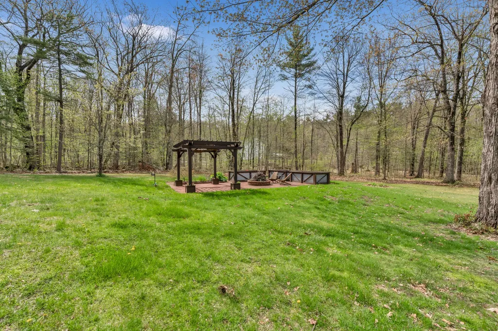33 Lawrence Road Gray ME 04039