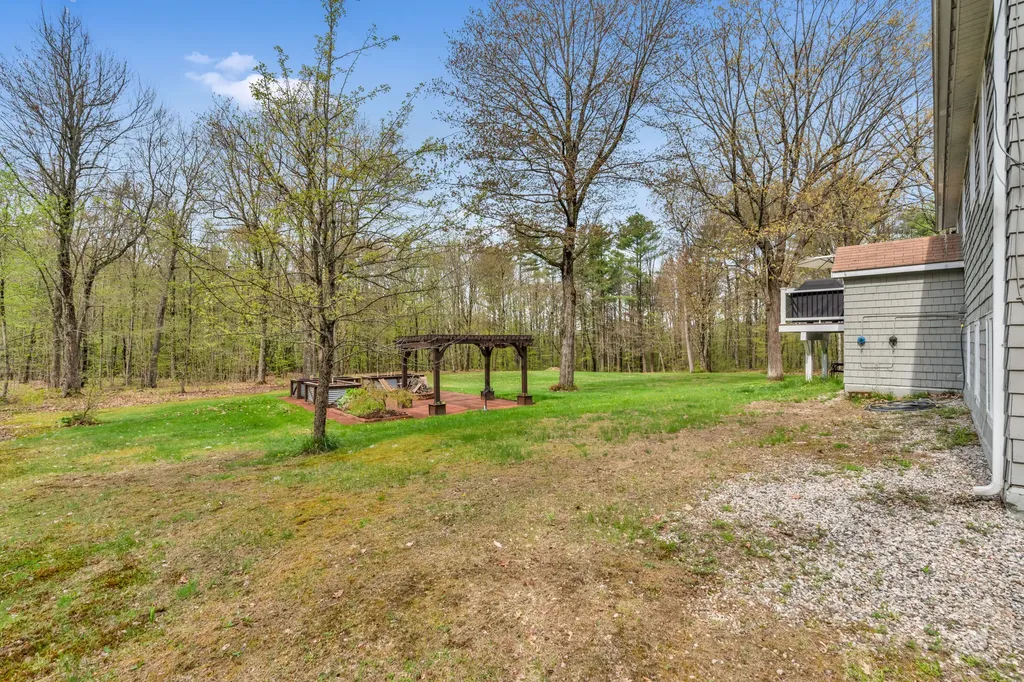 33 Lawrence Road Gray ME 04039