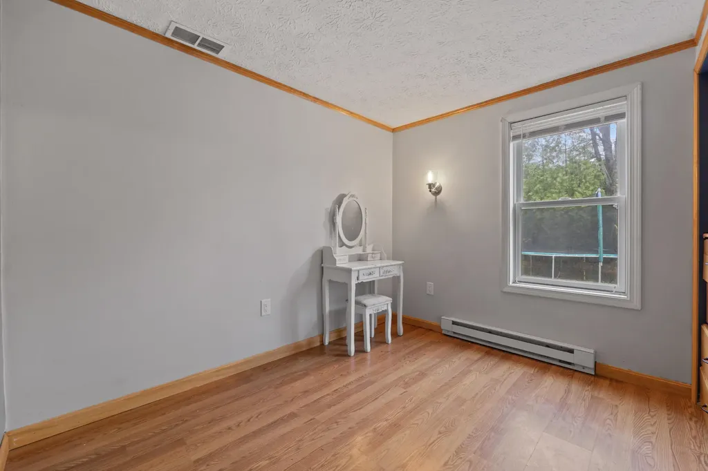 292 Hill Street Biddeford ME 04005