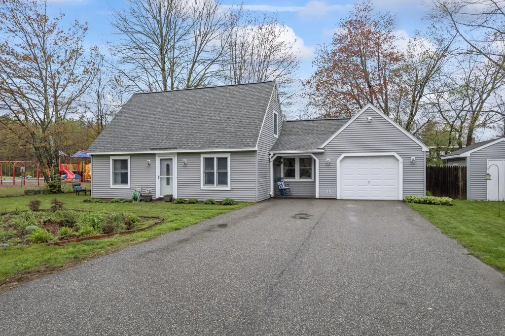 292 Hill Street Biddeford ME 04005