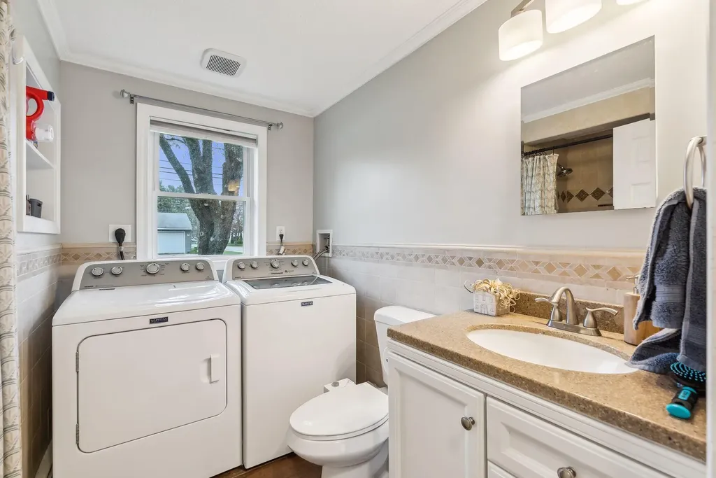 178 Bradley Street Saco ME 04072