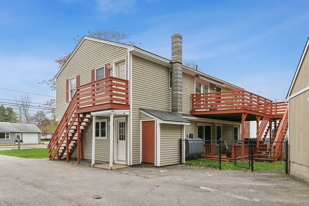 178 Bradley Street Saco ME 04072