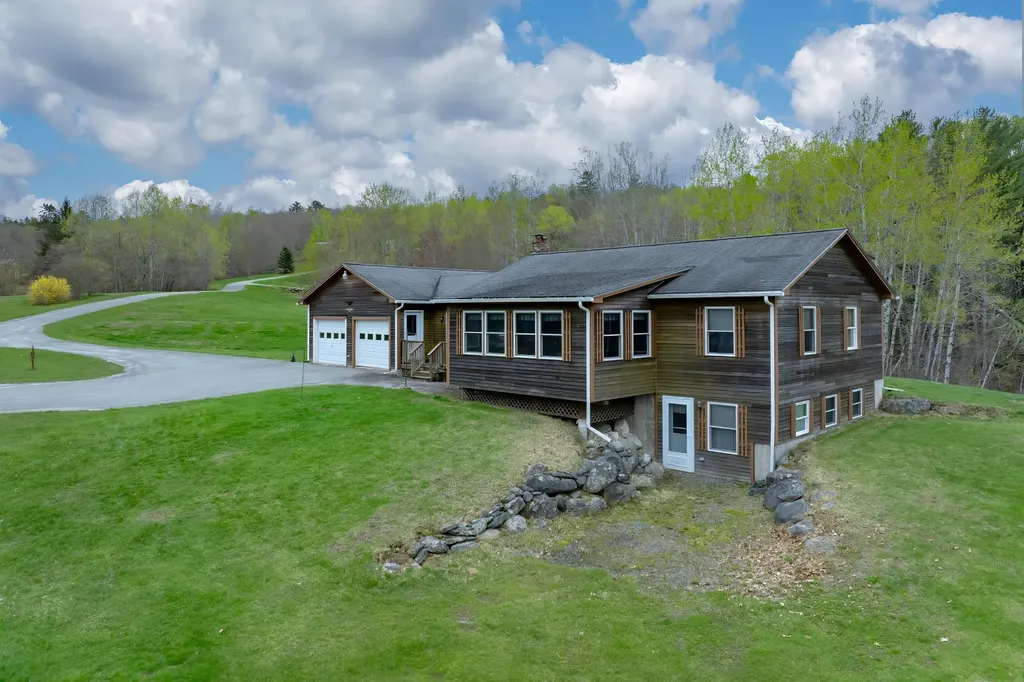 86 Newbury Neck Road Surry ME 04684