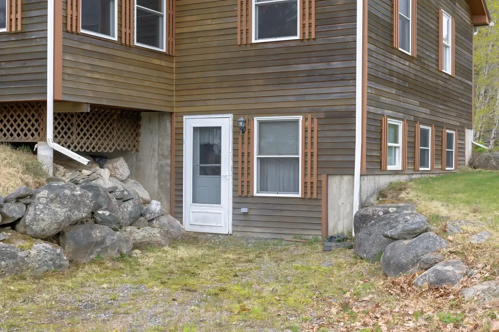 86 Newbury Neck Road Surry ME 04684