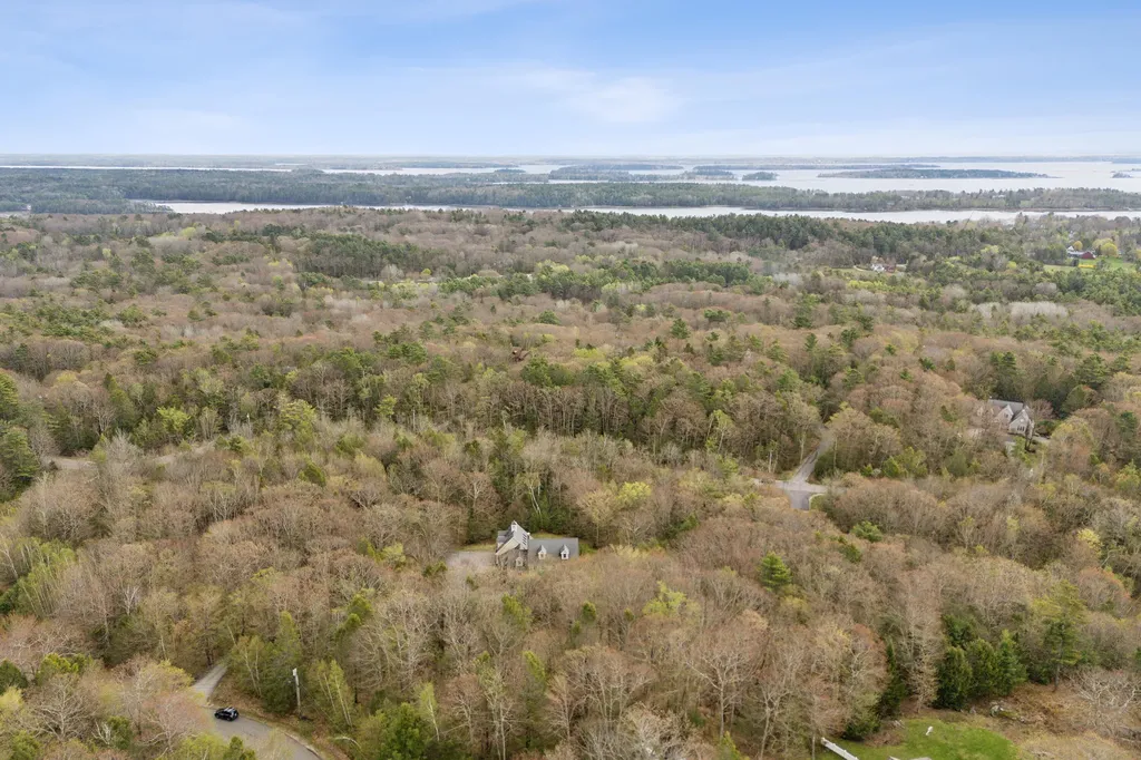 21 Lookout Drive Freeport ME 04032