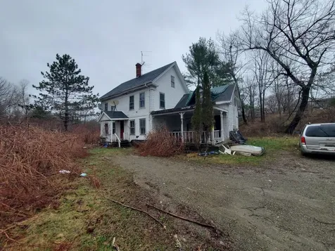 90 East Main Street Searsport ME 04974