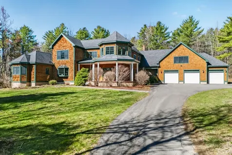 1026 Essex Street Bangor ME 04401