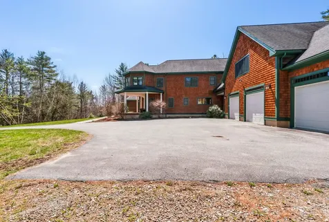 1026 Essex Street Bangor ME 04401