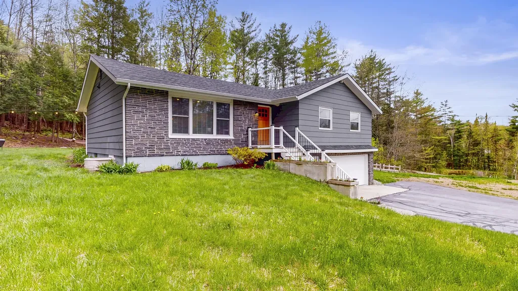 53 Old Webster Road Lewiston ME 04240