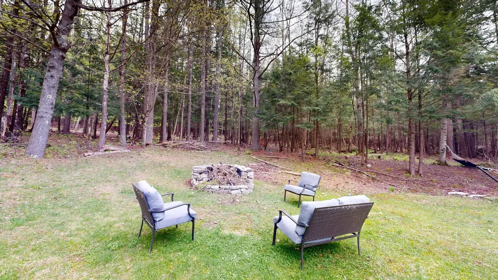 53 Old Webster Road Lewiston ME 04240