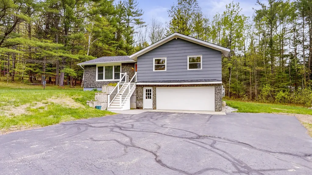 53 Old Webster Road Lewiston ME 04240