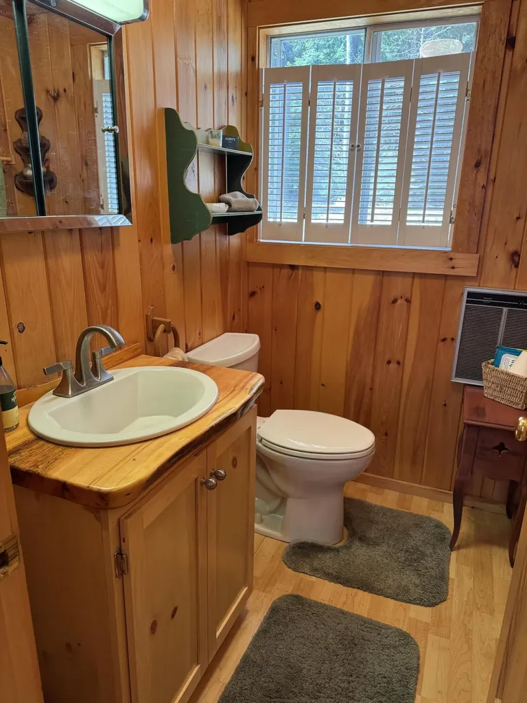 8 Vienna Shores Road Vienna ME 04360
