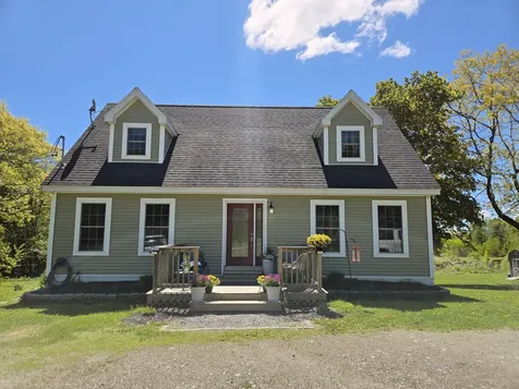 14 Twining Road Winterport ME 04496