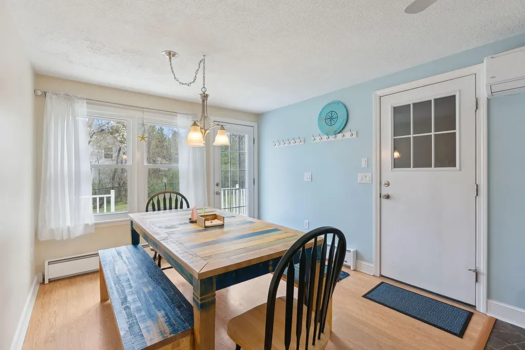 48 Woodside Drive Kennebunk ME 04043