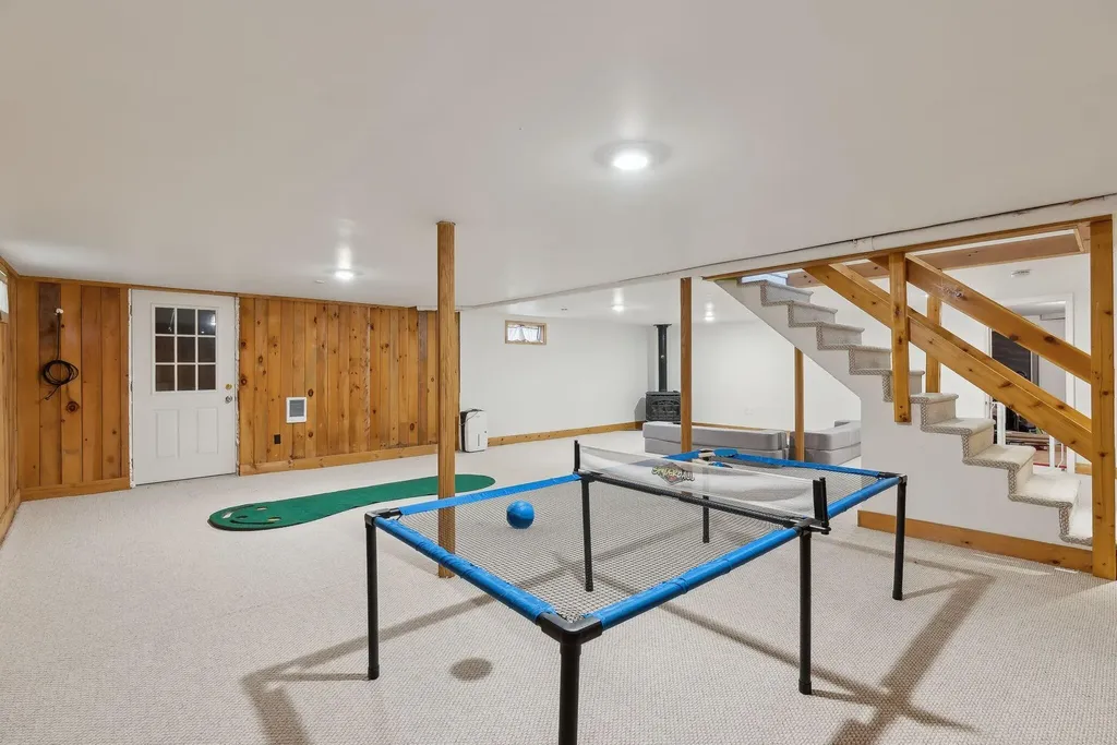 48 Woodside Drive Kennebunk ME 04043
