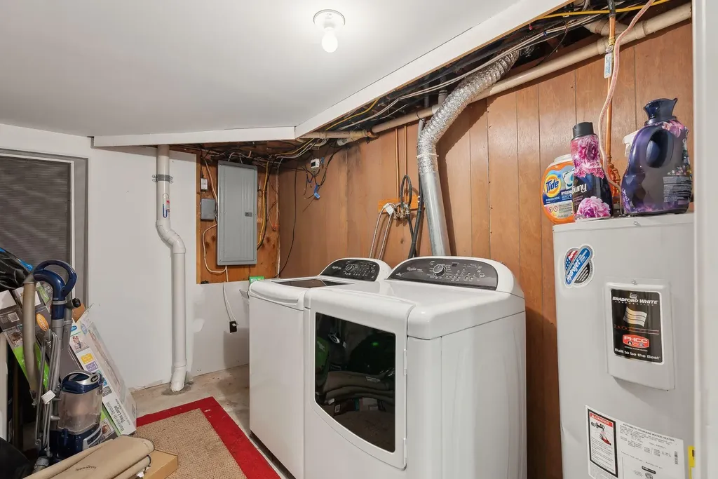 48 Woodside Drive Kennebunk ME 04043