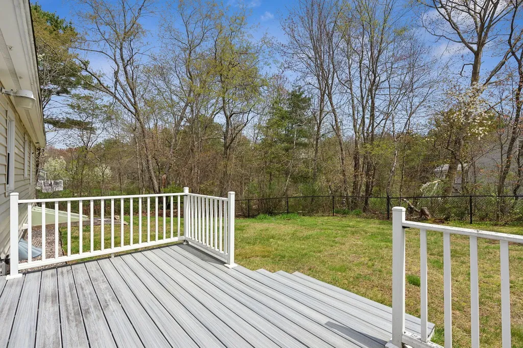 48 Woodside Drive Kennebunk ME 04043