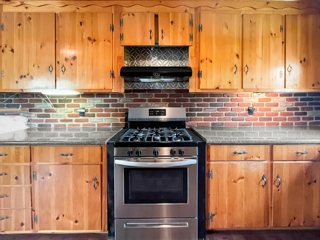 691 North Road Parsonsfield ME 04047