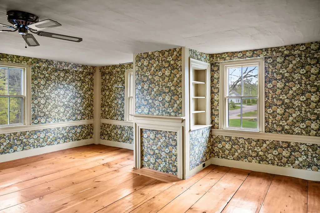 691 North Road Parsonsfield ME 04047